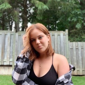 Meet your Posher, Naomy